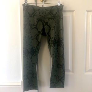 Lululemon crop wunder under legging